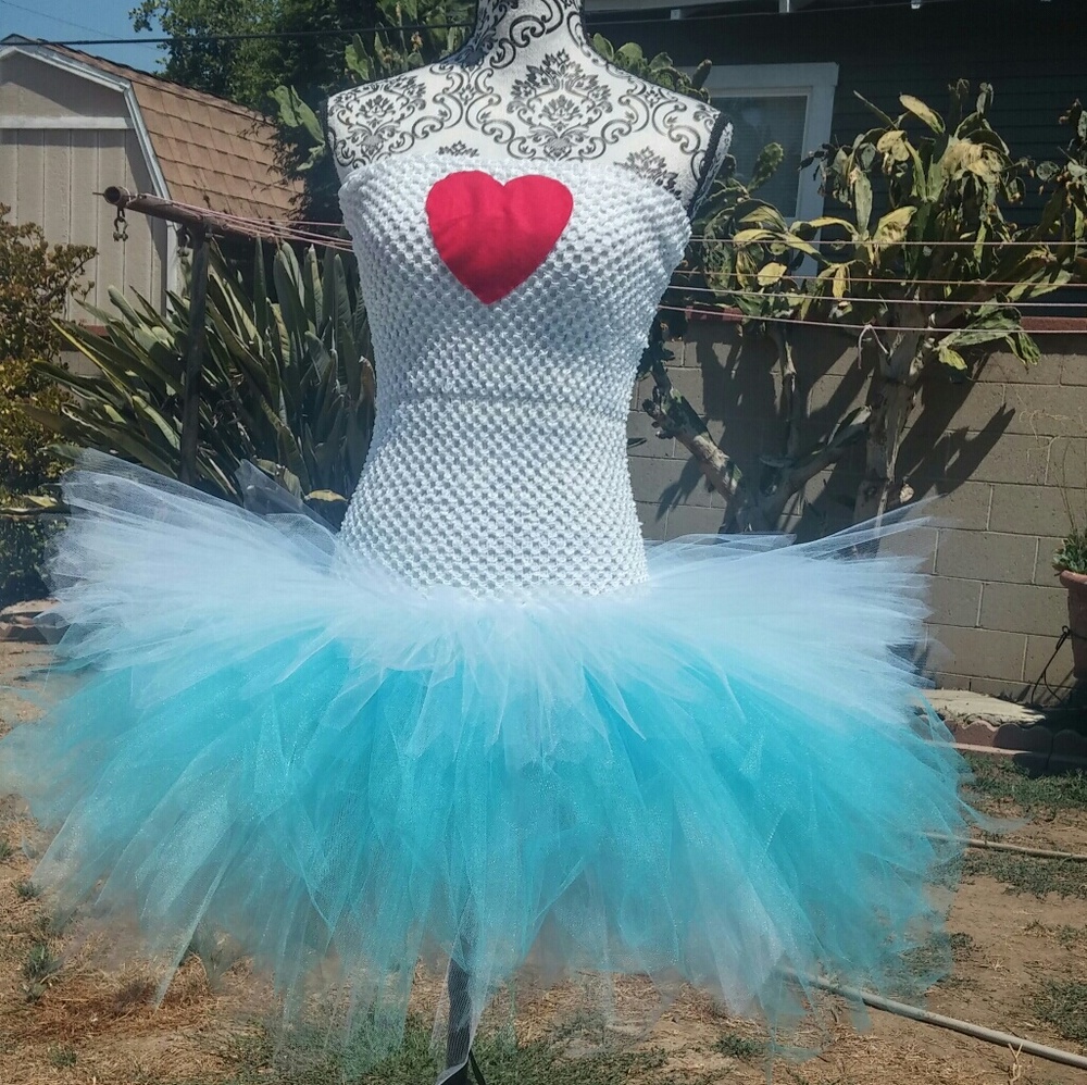 Alice in wonderland tutu dress